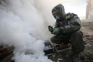 极限救援之争分夺秒,分秒必争，生死竞速的生死较量